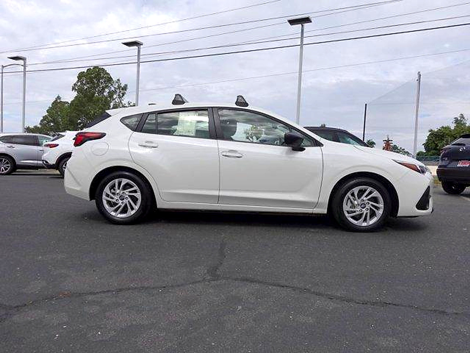 Used 2025 Subaru Impreza 2.0i AWD/4WD image 2