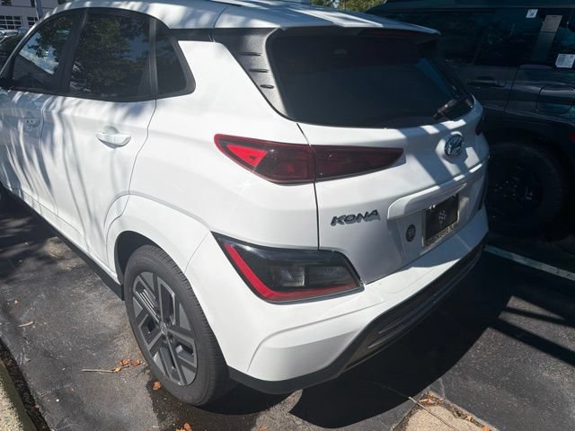 Used 2023 Hyundai Kona SE FWD image 5