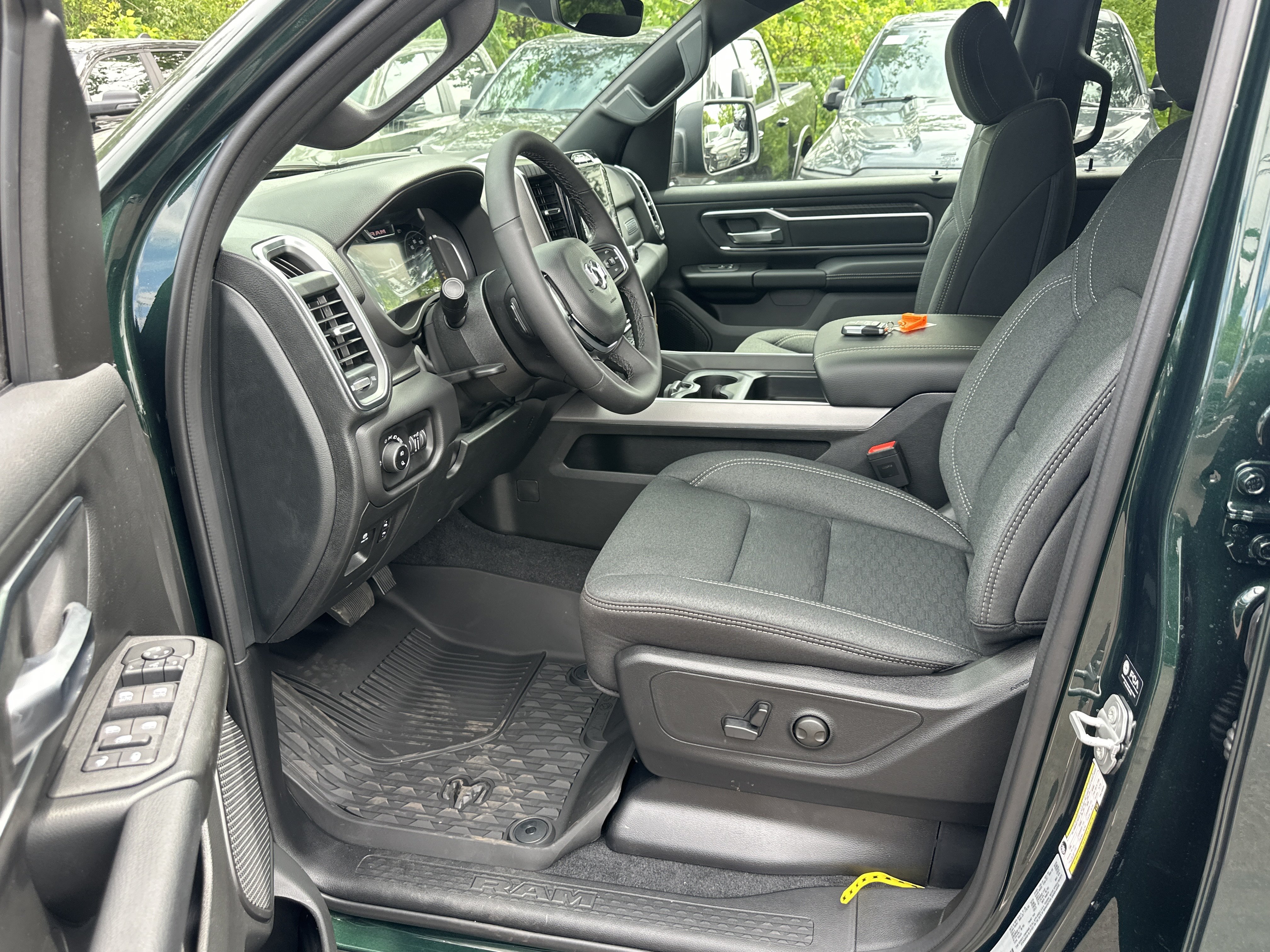 New 2026 RAM 1500 Big Horn AWD/4WD image 26