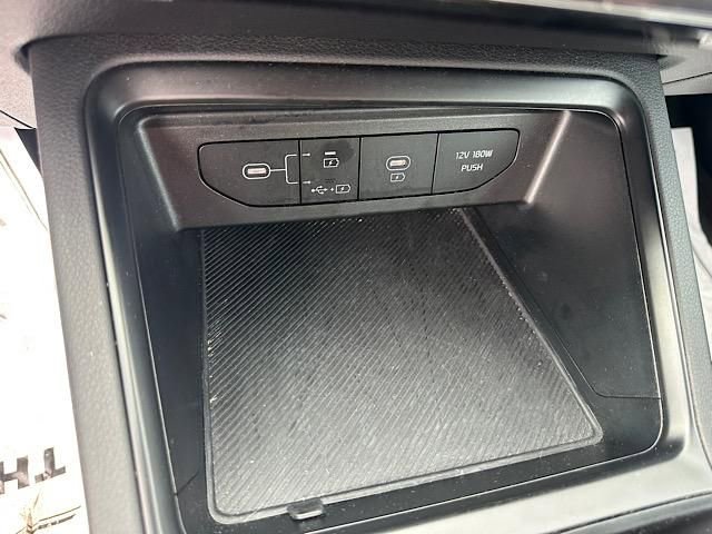 Used 2025 Kia K5 LXS image 25