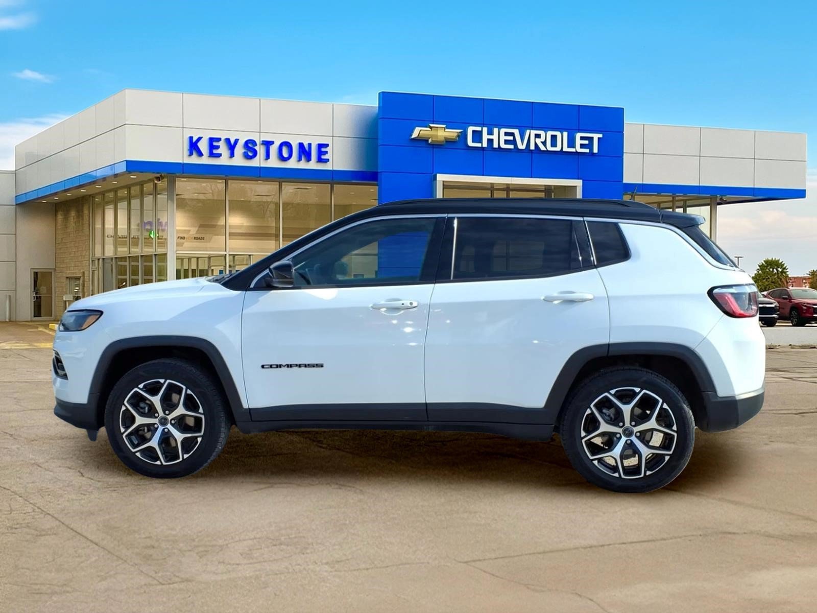 Used 2025 Jeep Compass Limited AWD/4WD image 4