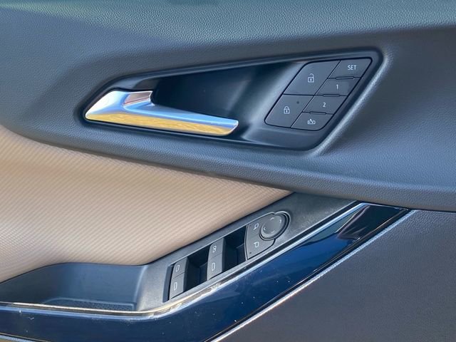 New 2025 Chevrolet Equinox ACTIV w/ Safety and Technology Package image 15