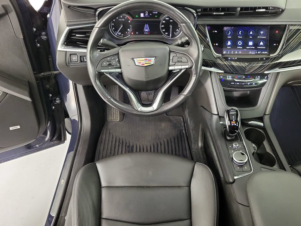 Certified 2024 Cadillac XT6 Premium Luxury FWD image 16