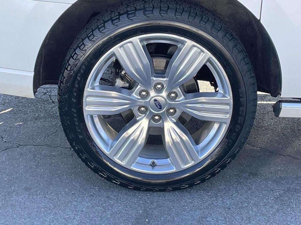 Used 2022 Ford Expedition Max Platinum image 12