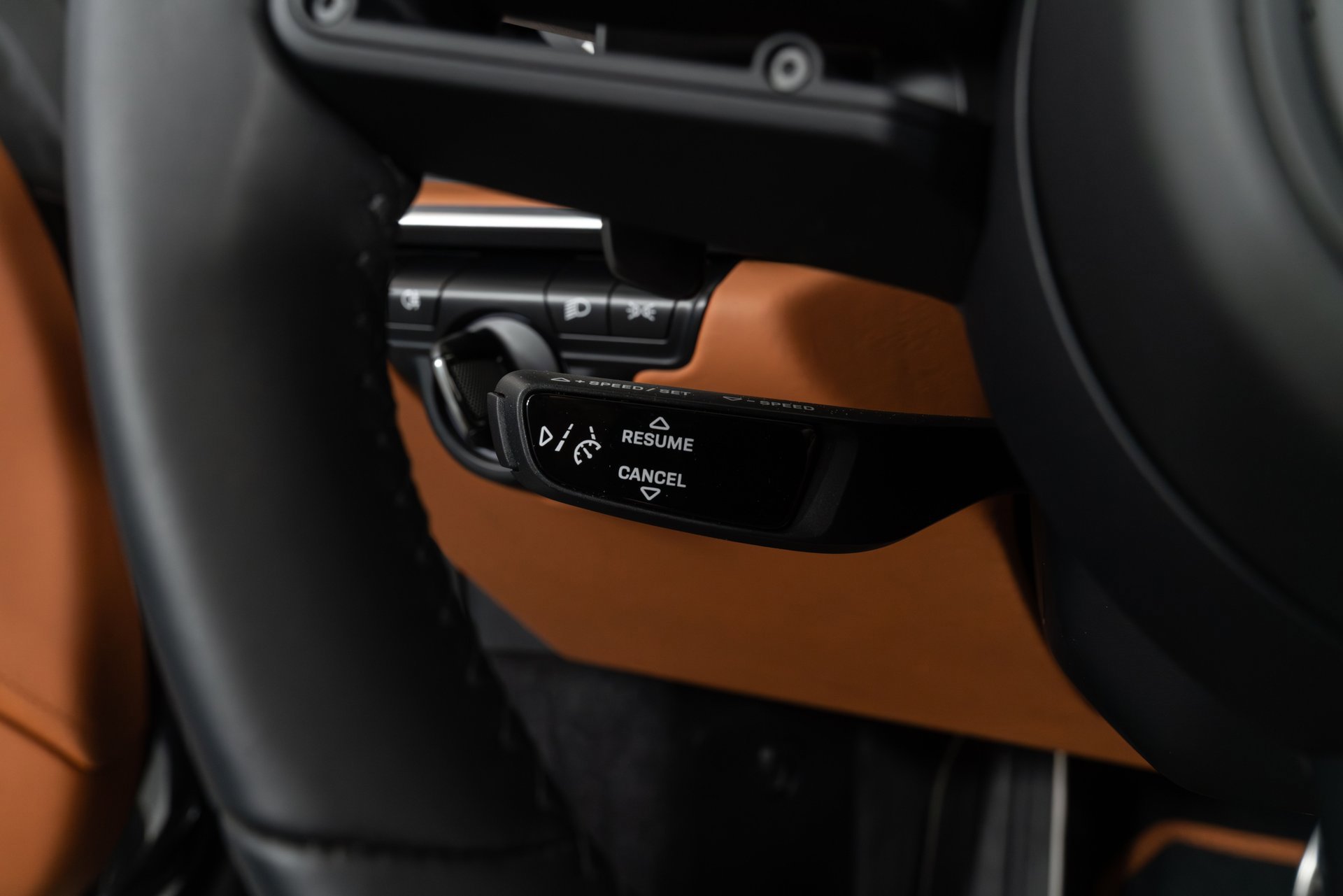 Used 2024 Porsche 911 Turbo image 22