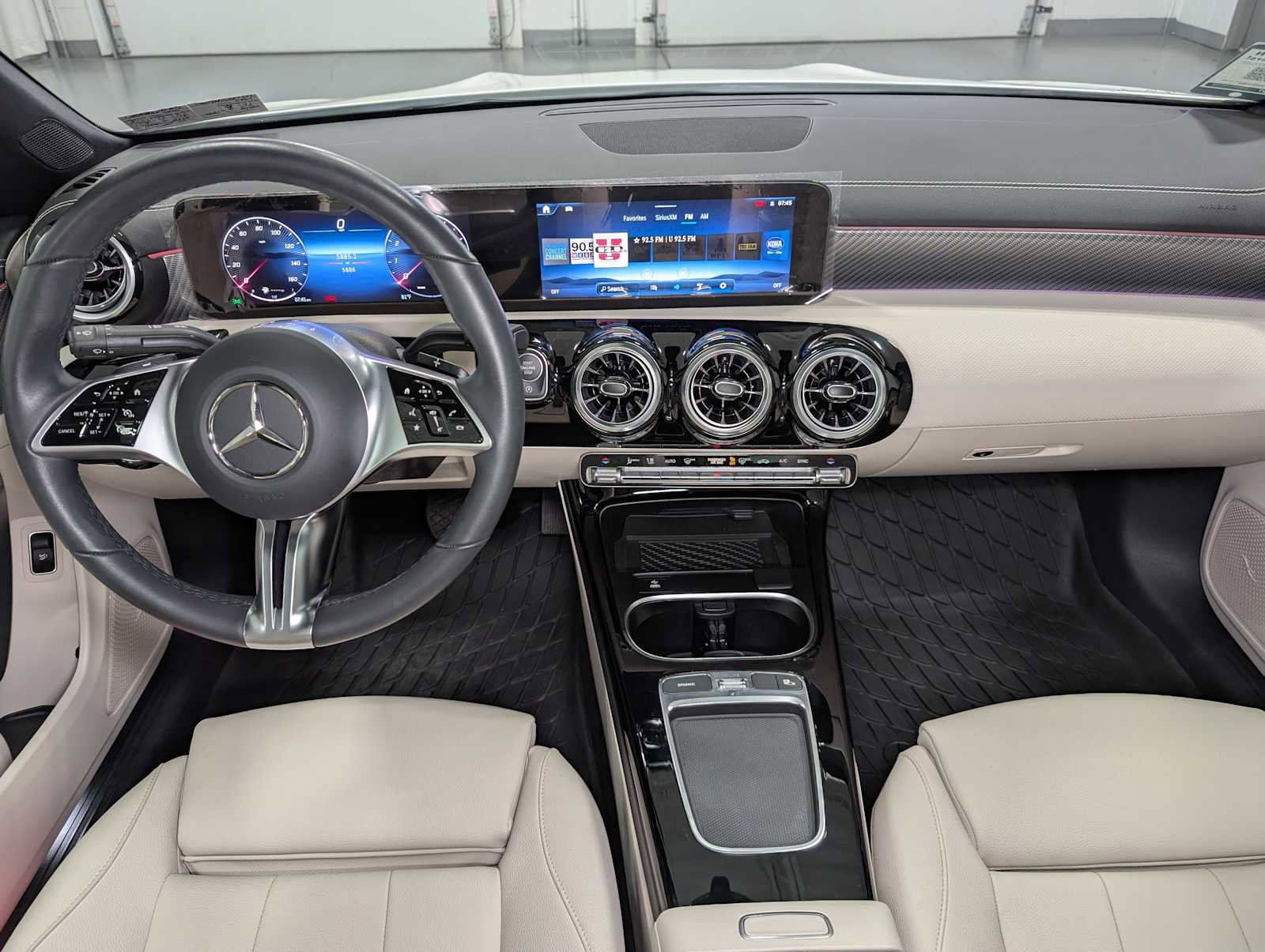 Certified 2025 Mercedes-Benz CLA 250 4MATIC image 17