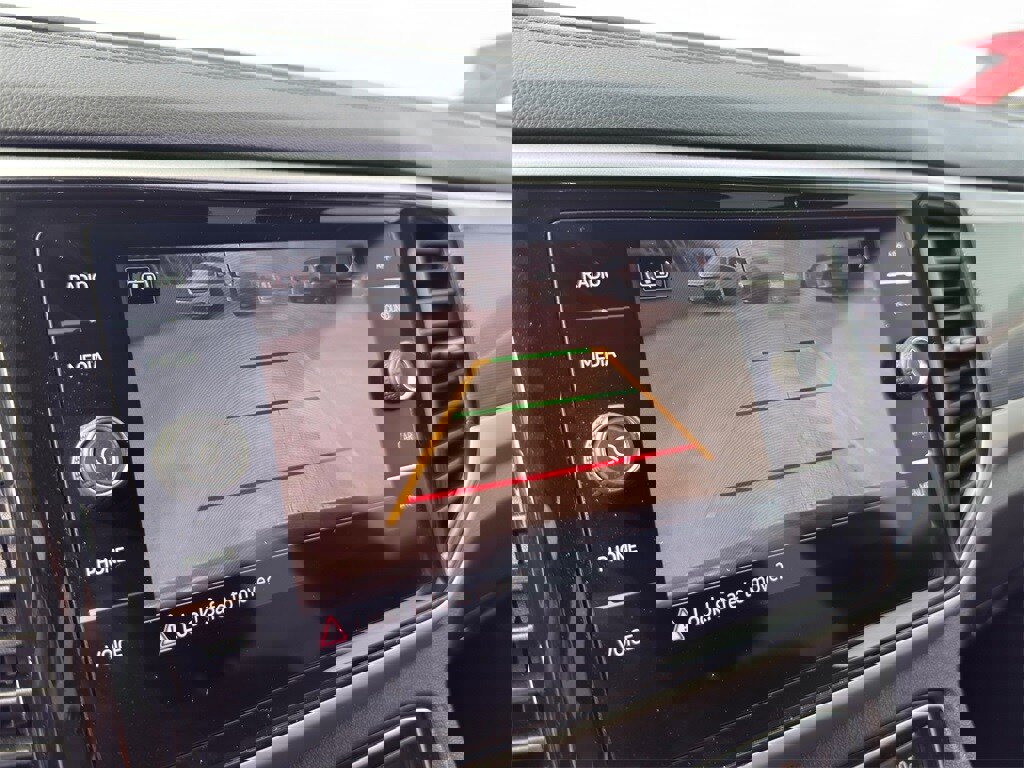 Used 2023 Volkswagen Atlas Cross Sport SE w/ Panoramic Sunroof Package image 19