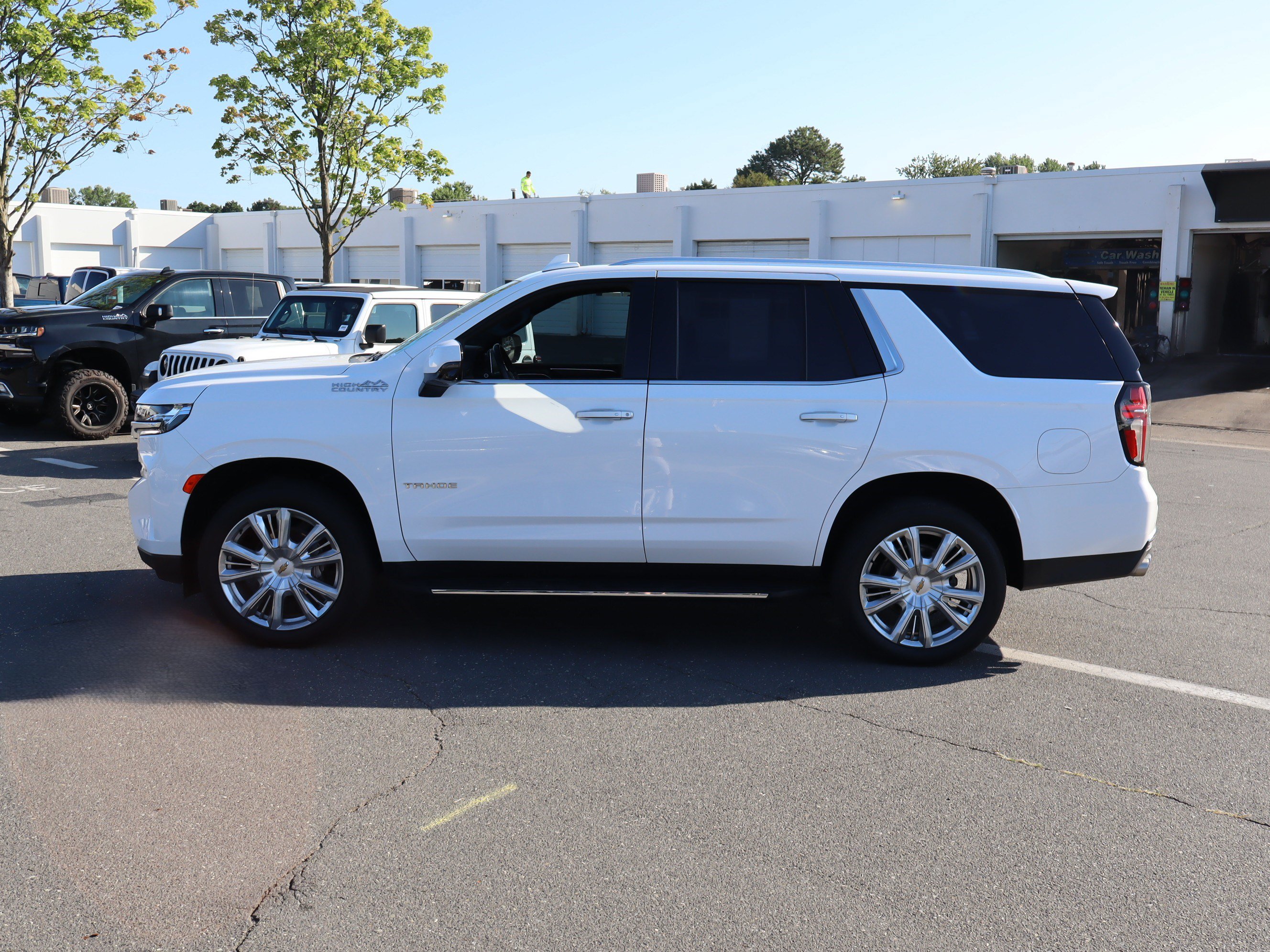 Used 2023 Chevrolet Tahoe High Country AWD/4WD image 7