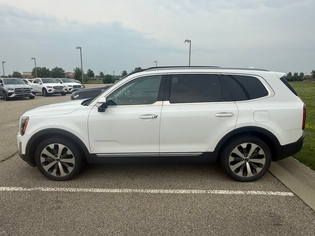 Used 2020 Kia Telluride S AWD/4WD image 2