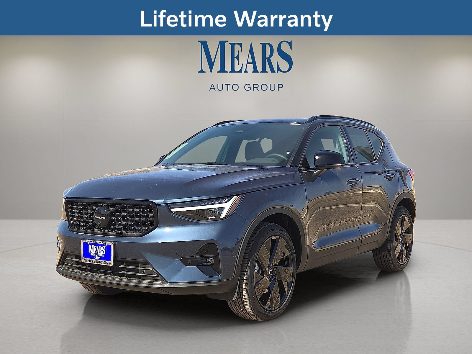 New 2026 Volvo XC40 B5 Ultra w/ Protection Package Premier AWD/4WD image 1