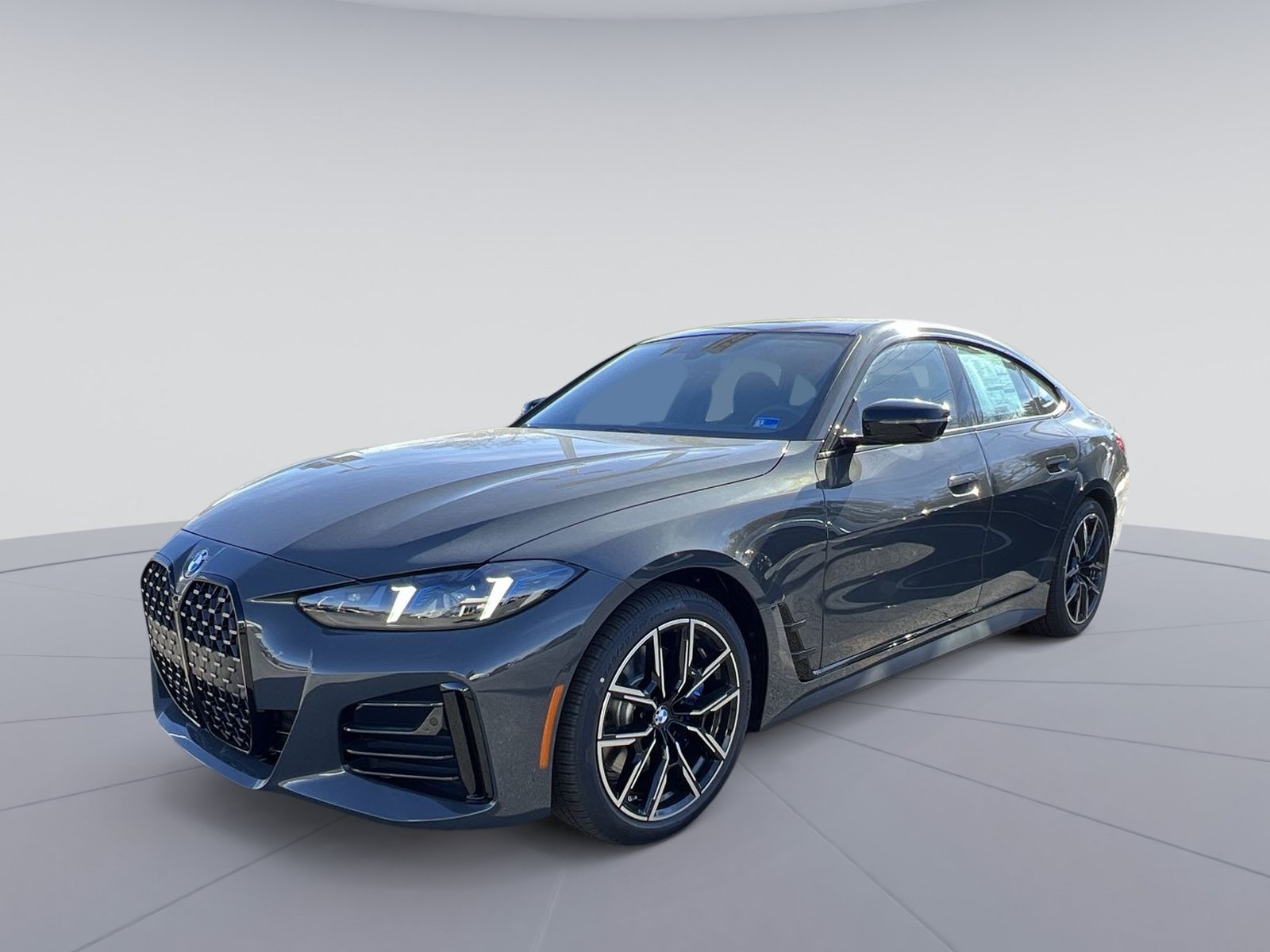 New 2026 BMW 430i xDrive w/ M Sport Package AWD/4WD image 1