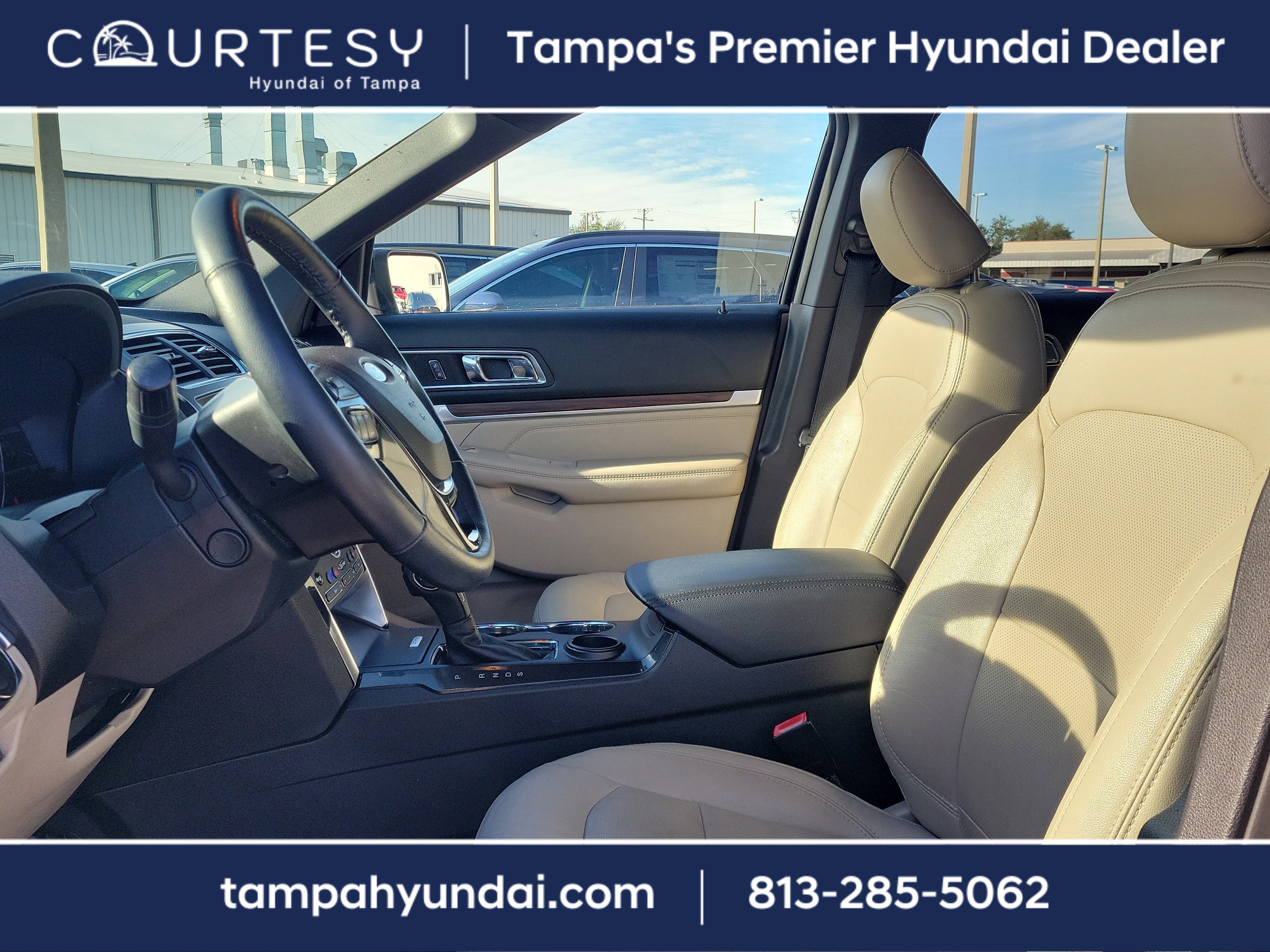 Used 2019 Ford Explorer Limited w/ Class III Trailer Tow Package image 23