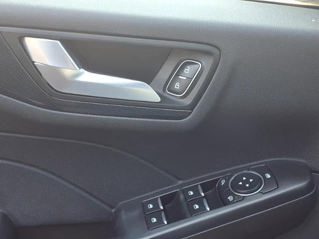 Used 2024 Ford Escape ST-Line AWD/4WD image 16