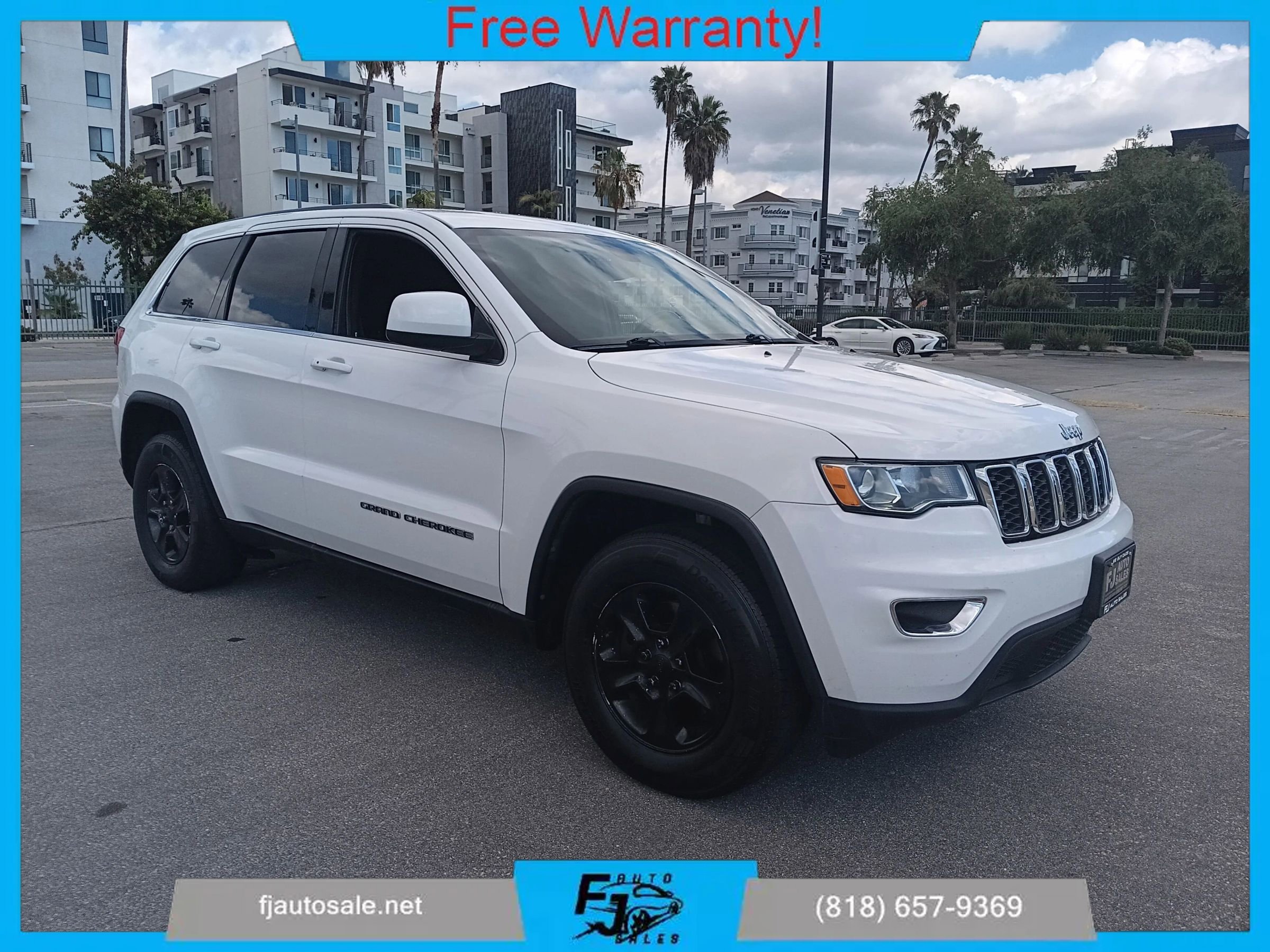 Used 2017 Jeep Grand Cherokee Laredo image 1