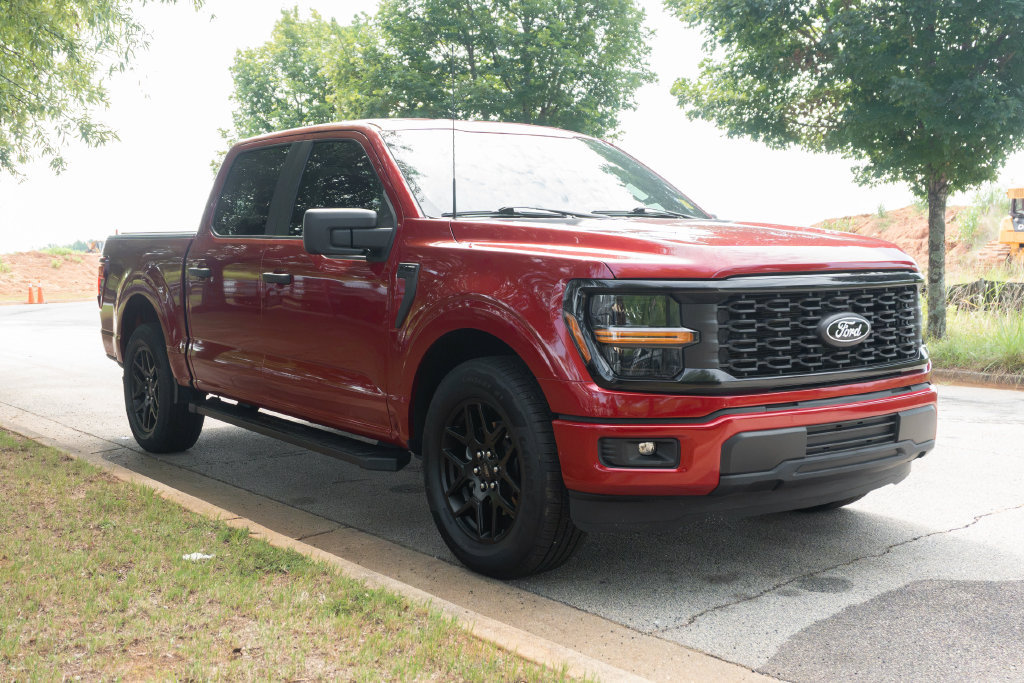 Used 2025 Ford F150 STX w/ STX Black Appearance Package RWD image 3