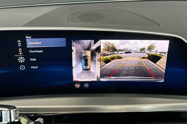 Certified 2024 Cadillac Lyriq Luxury AWD/4WD image 20