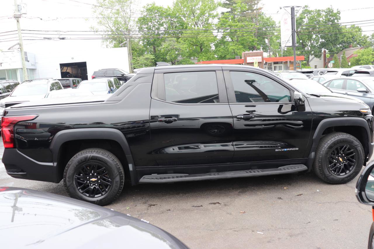 Used 2024 Chevrolet Silverado EV W/T AWD/4WD image 6