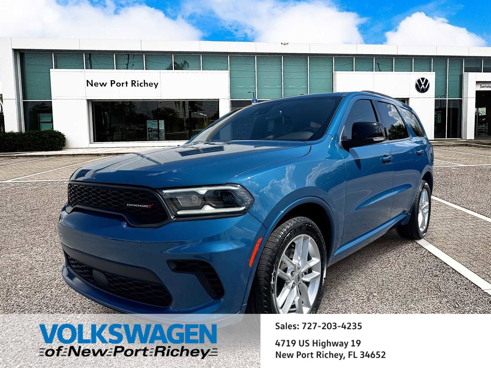 Used 2024 Dodge Durango GT image 1