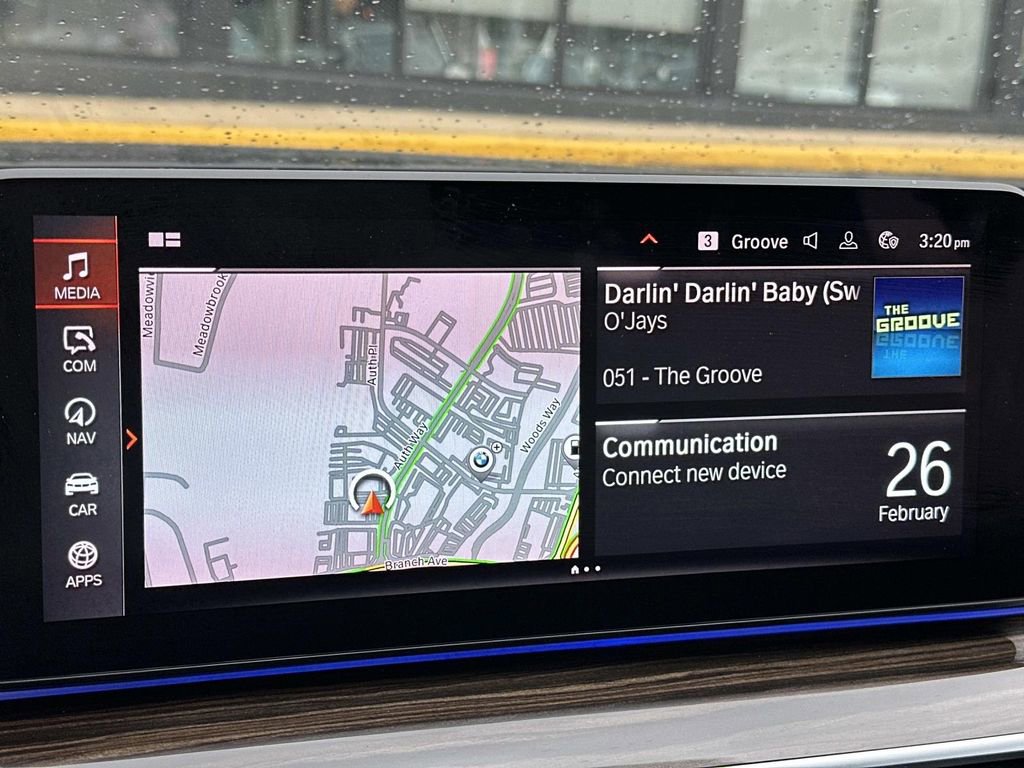 Used 2023 BMW 530i xDrive w/ M Sport Package image 11