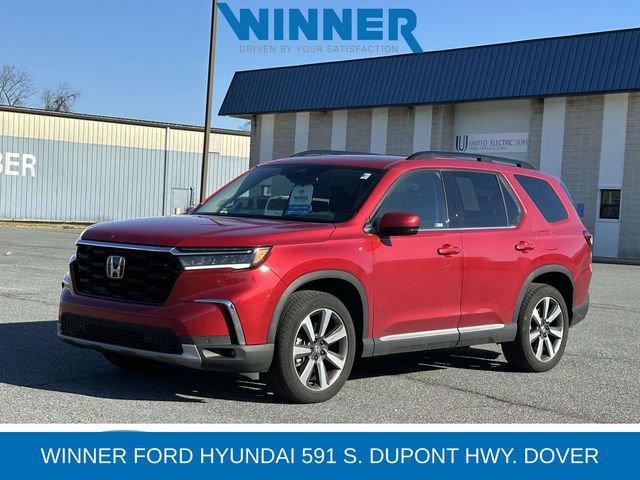 Used 2023 Honda Pilot Touring image 1