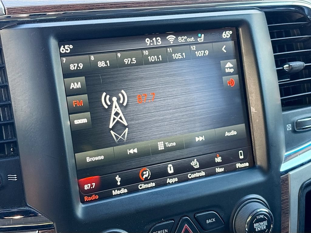 Used 2018 RAM 1500 Laramie w/ Convenience Group AWD/4WD image 15