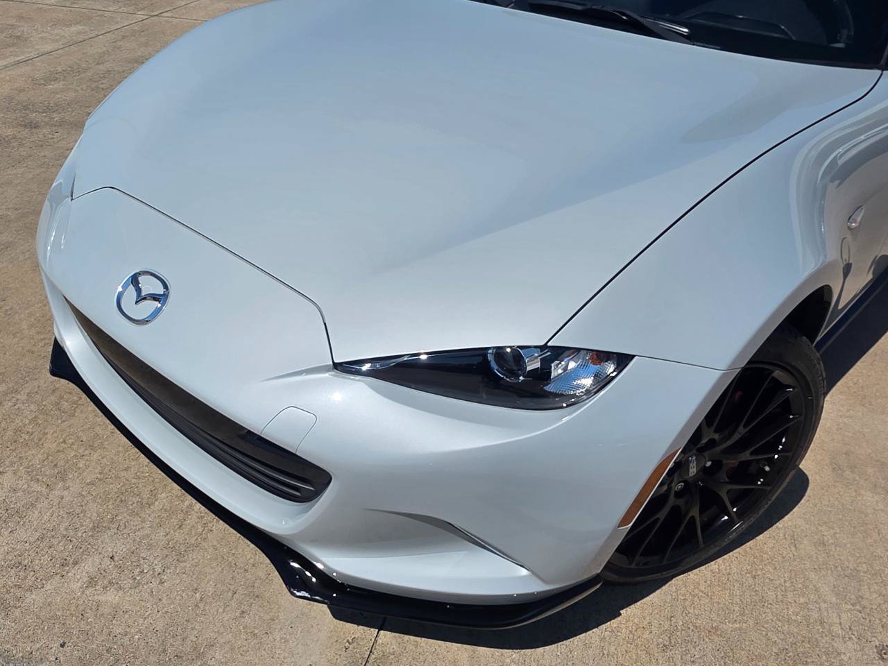Used 2018 MAZDA MX-5 Miata Club w/ Brembo/BBS Recaro Package RWD image 31
