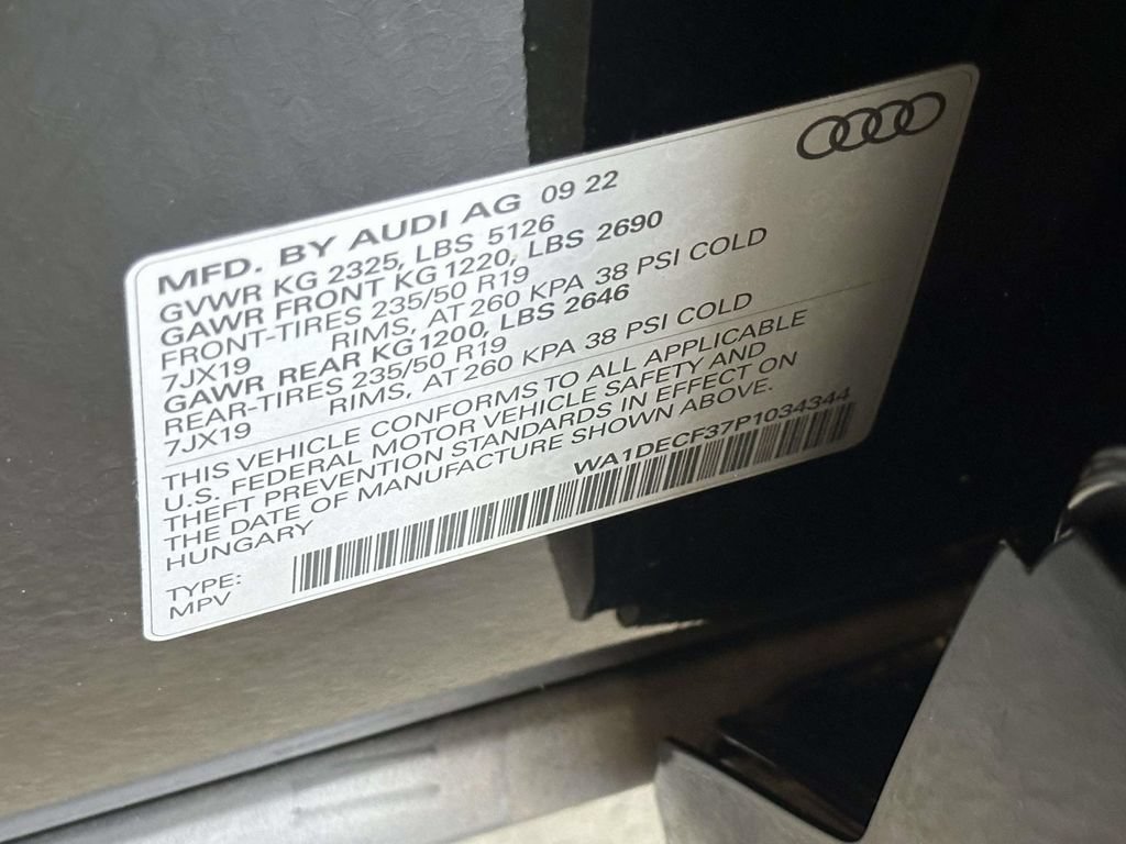 Used 2023 Audi Q3 2.0T Premium w/ Convenience Package AWD/4WD image 23