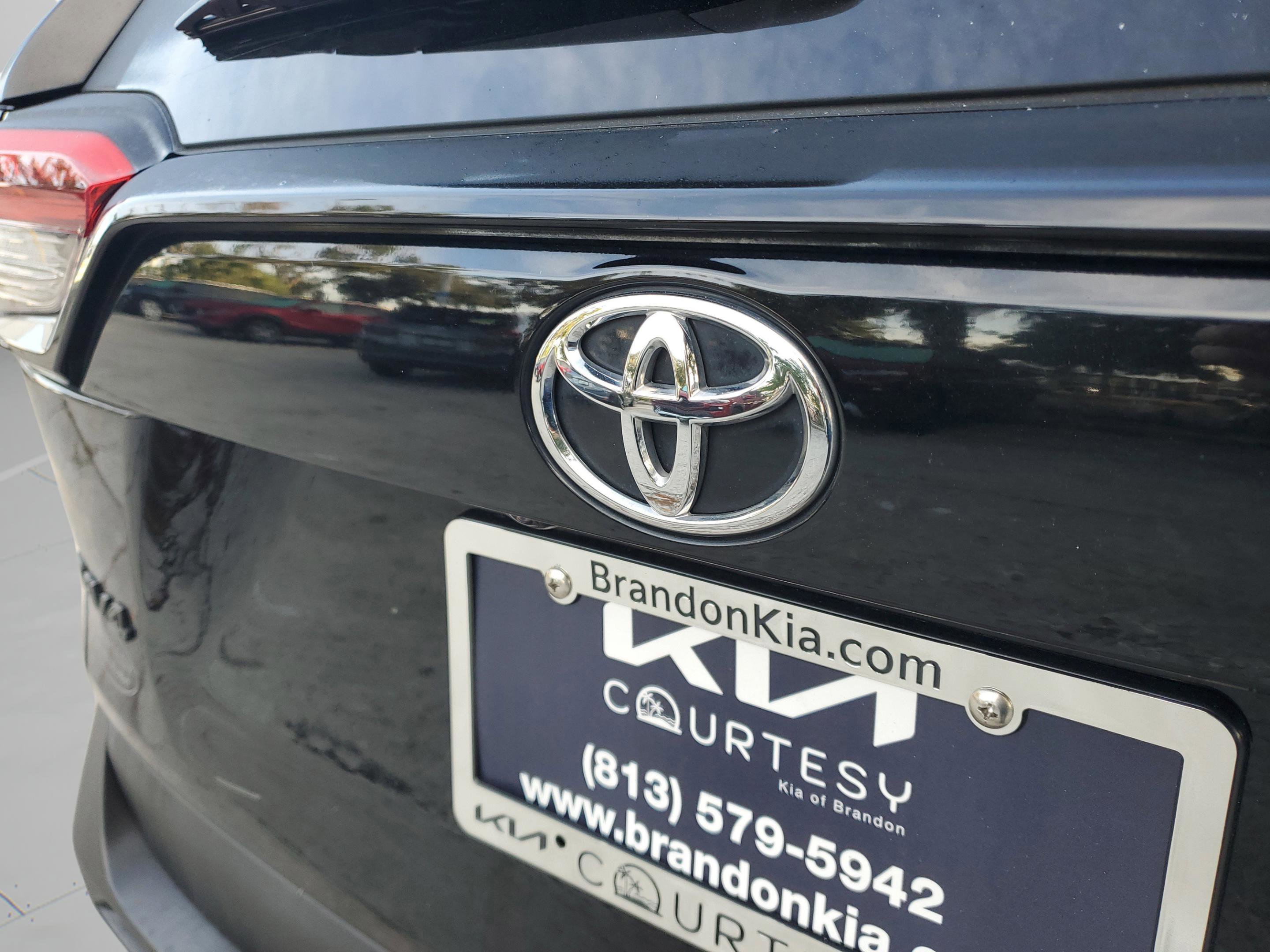 Used 2020 Toyota RAV4 Adventure image 28