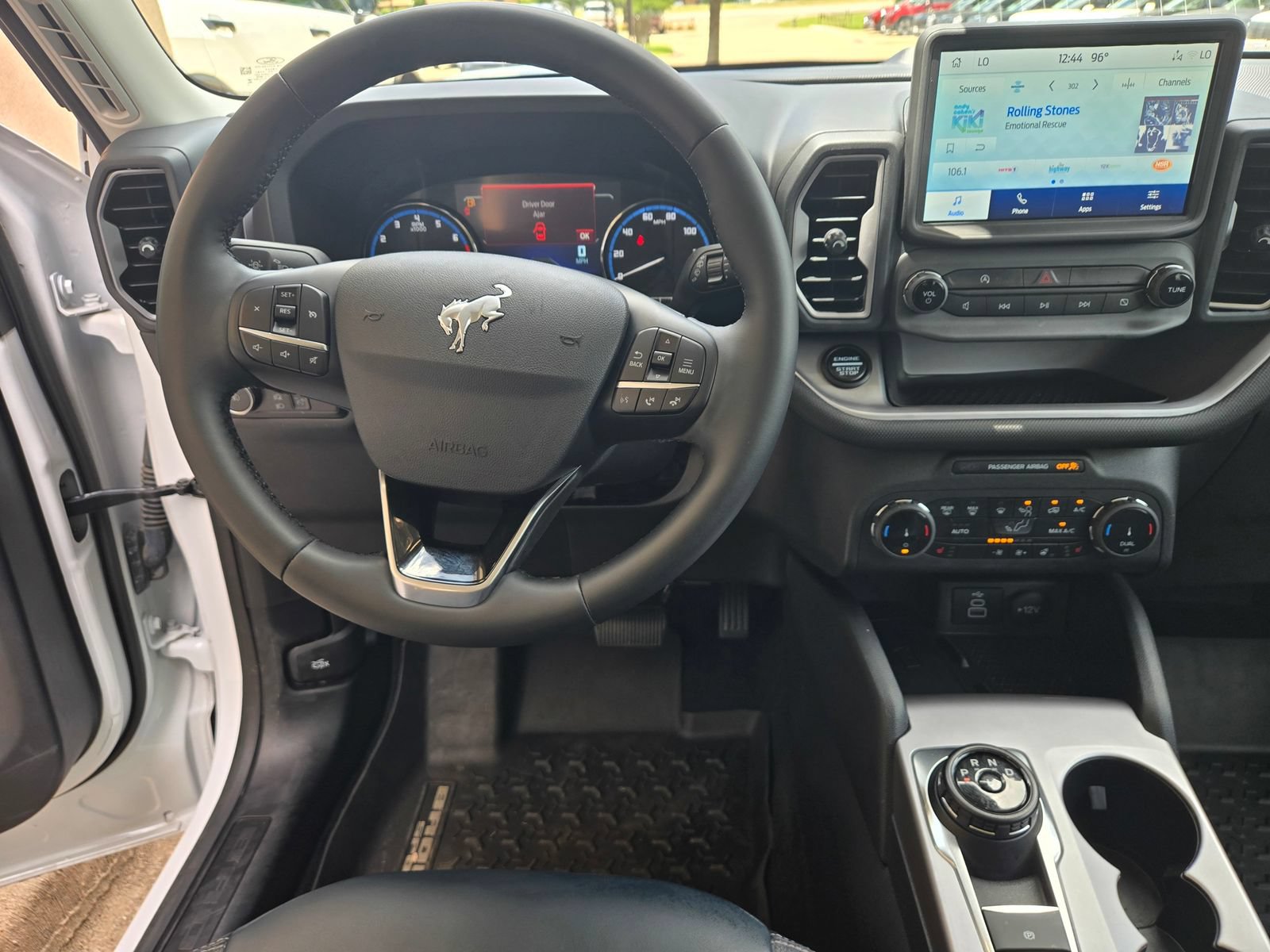 Used 2024 Ford Bronco Sport Outer Banks w/ Tech Package AWD/4WD image 10
