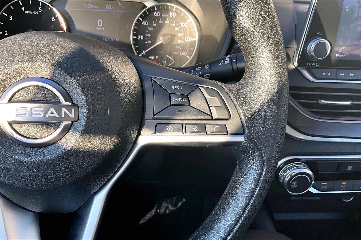 Used 2024 Nissan Altima 2.5 SV image 19