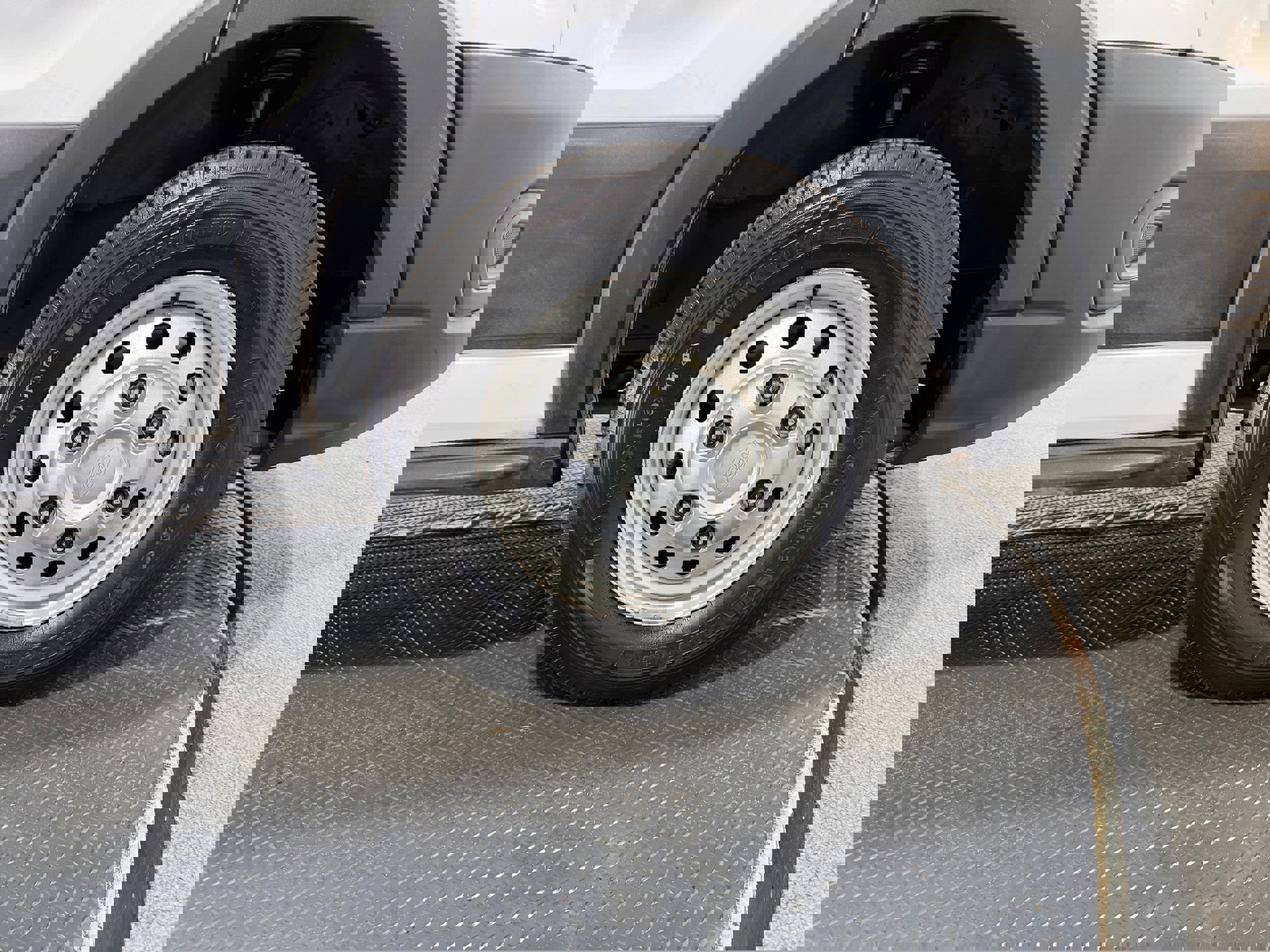 Used 2022 Ford Transit 350 148 High Roof AWD w/ Load Area Protection Package image 23