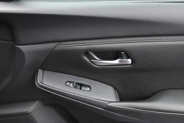 Used 2025 Nissan Sentra SV FWD image 28