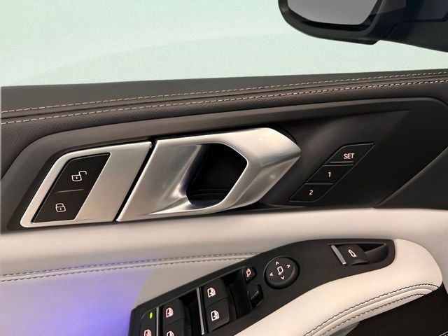 Used 2024 BMW X5 xDrive40i image 16