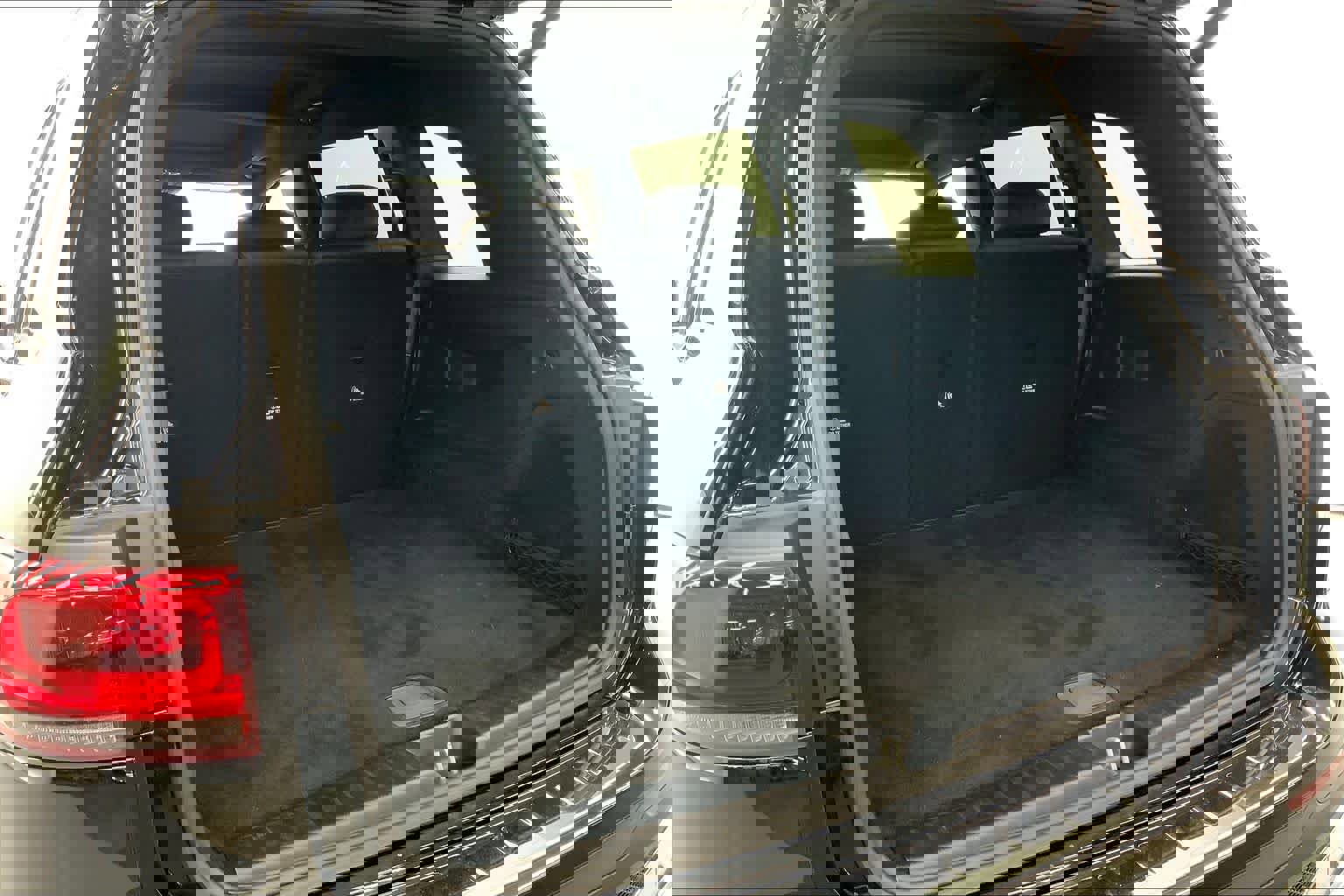 Certified 2021 Mercedes-Benz GLB 250 4MATIC image 15