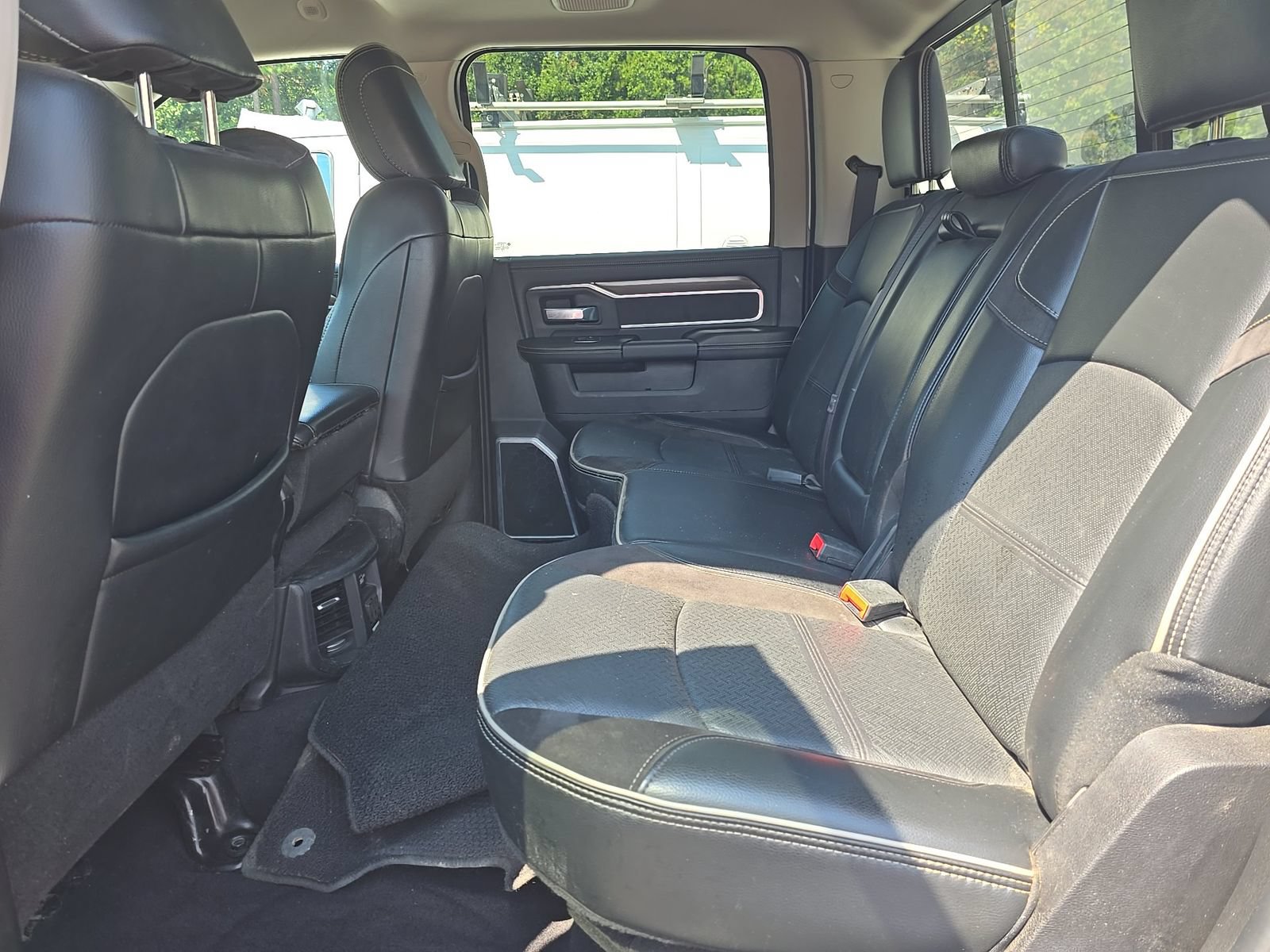 Used 2024 RAM 2500 Laramie AWD/4WD image 11