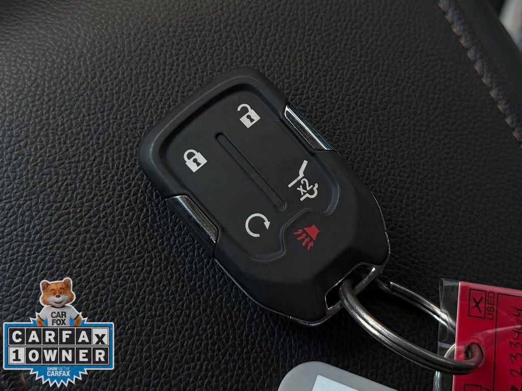 Used 2023 GMC Acadia AT4 w/ Technology Package image 32