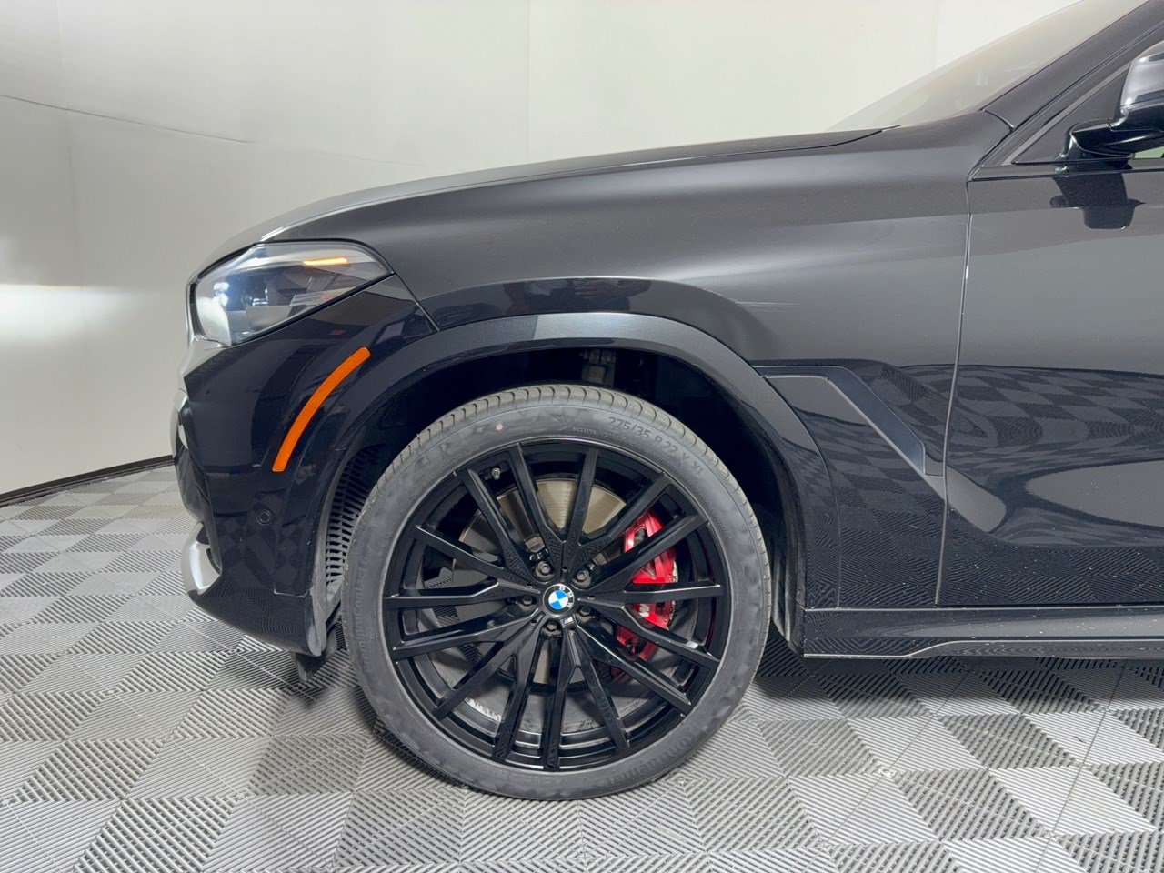 Used 2021 BMW X6 M50i AWD/4WD image 13