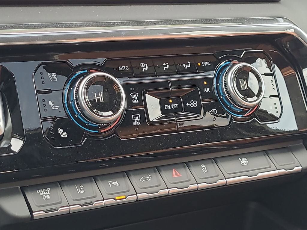 New 2026 GMC Sierra 3500 Denali Ultimate image 13