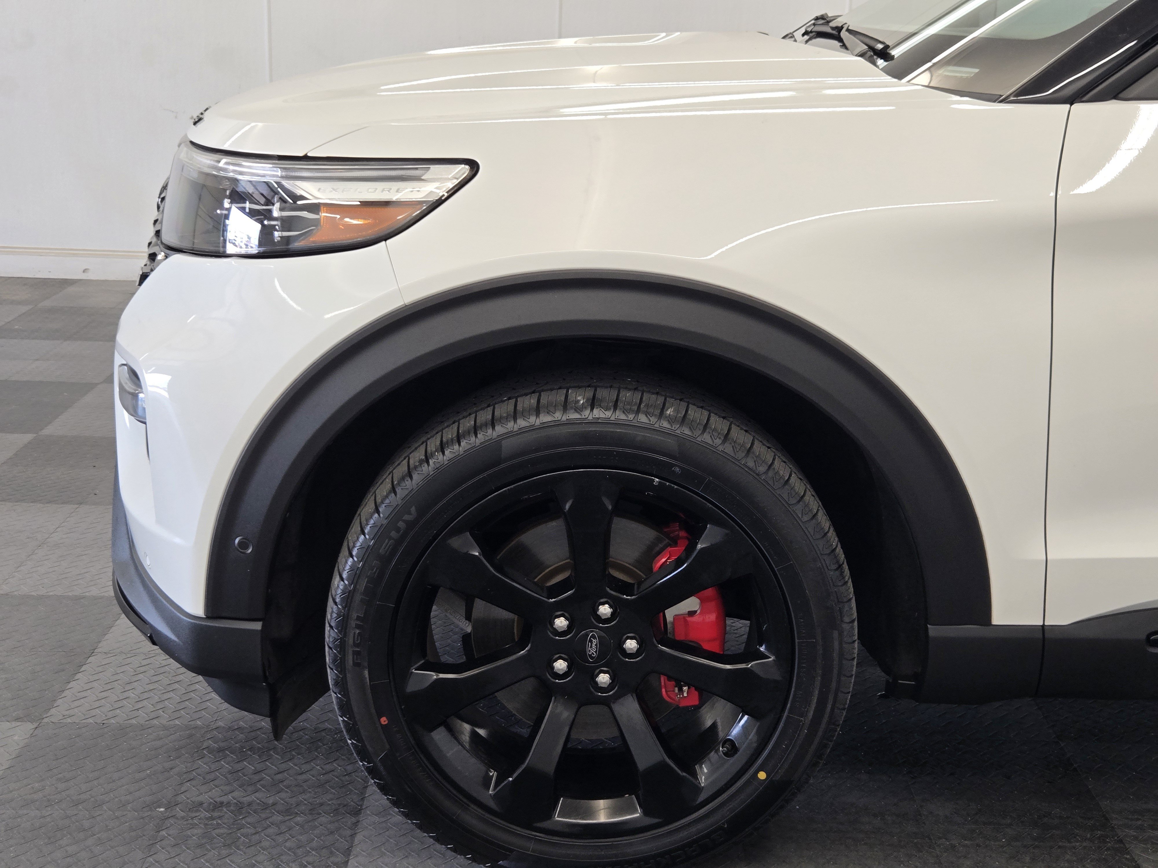 Used 2021 Ford Explorer ST w/ Equipment Group 401A AWD/4WD image 9
