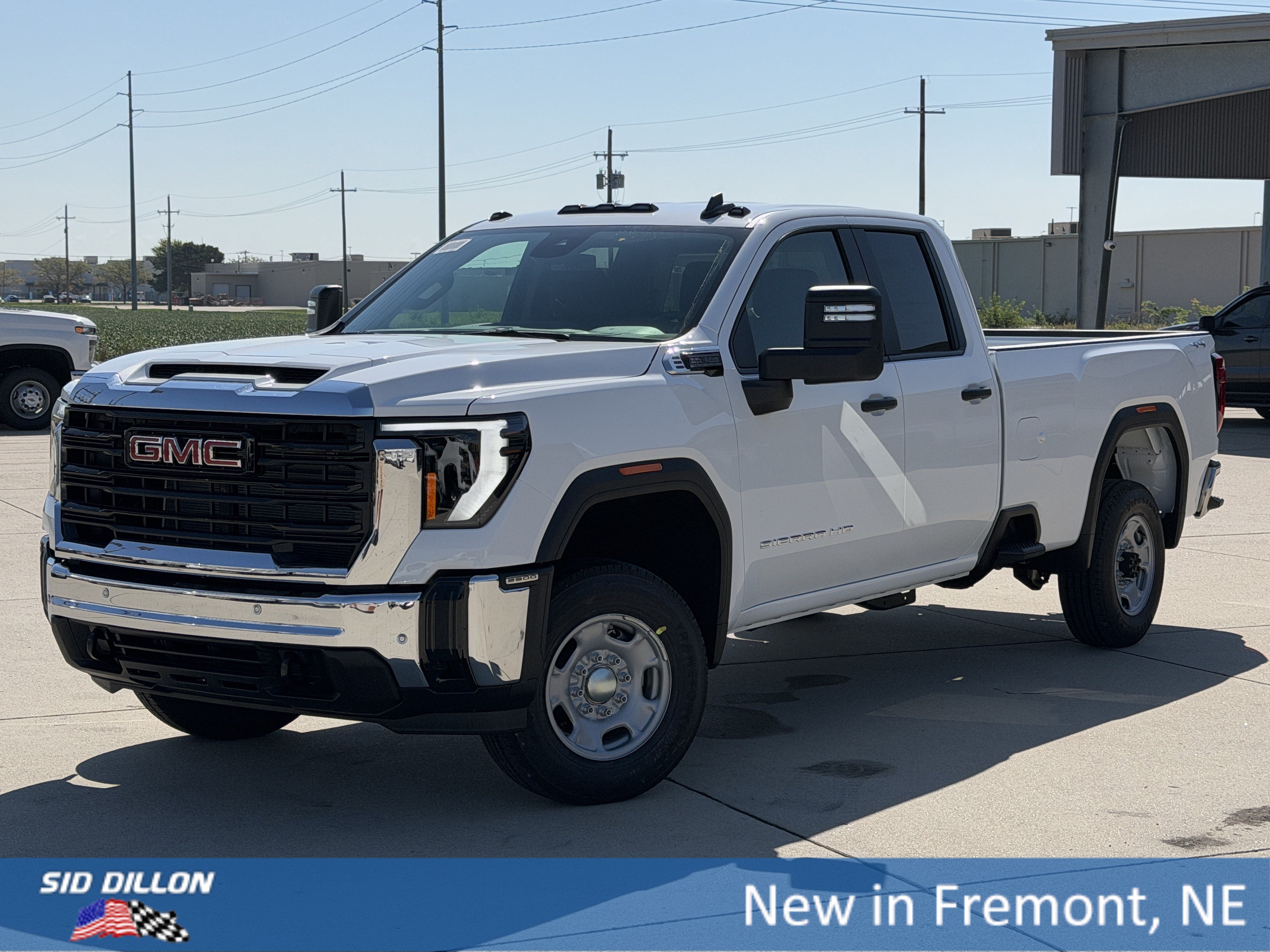 New 2026 GMC Sierra 2500 Pro w/ 1SA Pro Safety Plus Package AWD/4WD image 1