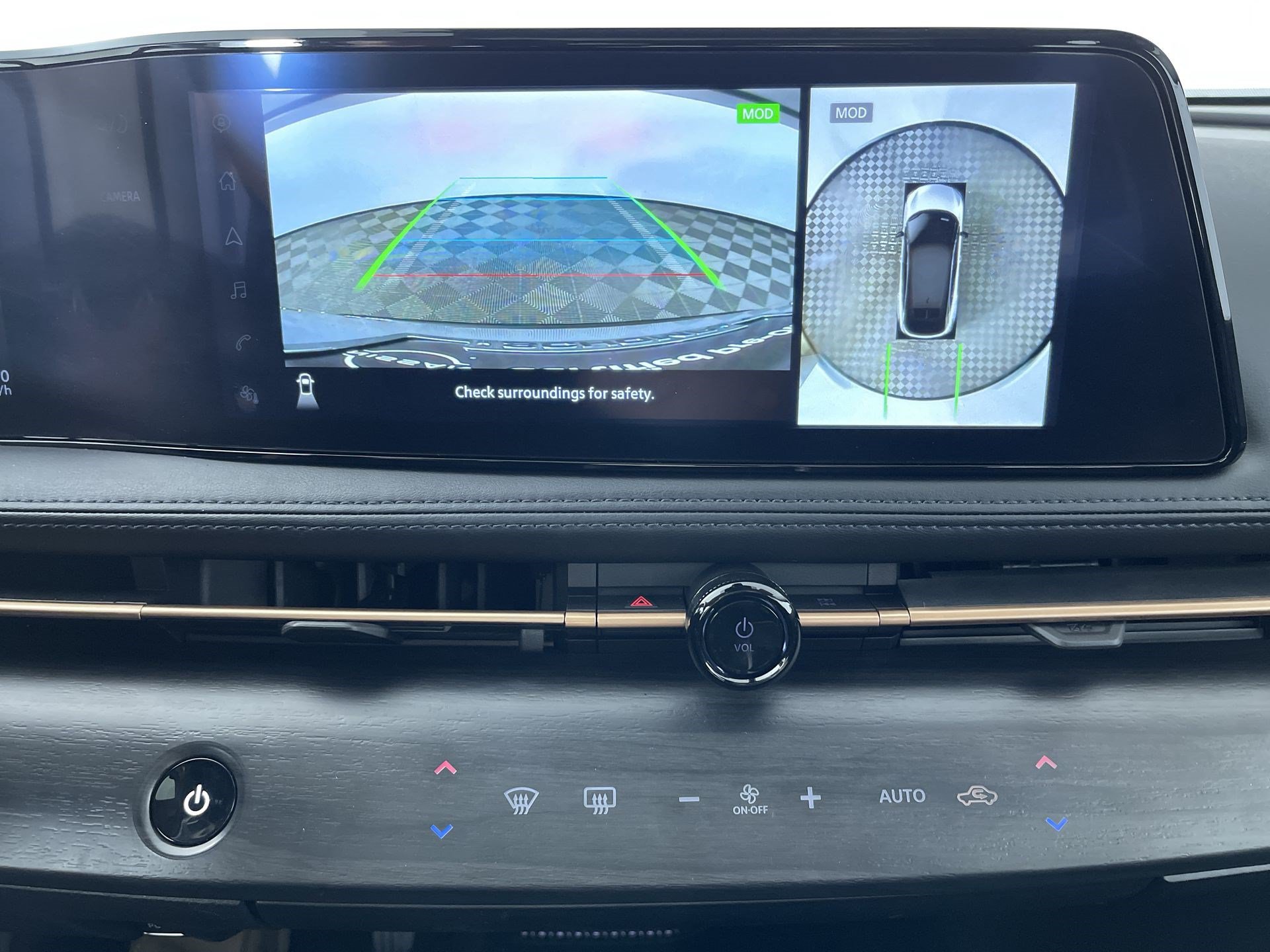 Certified 2024 Nissan Ariya AWD image 19