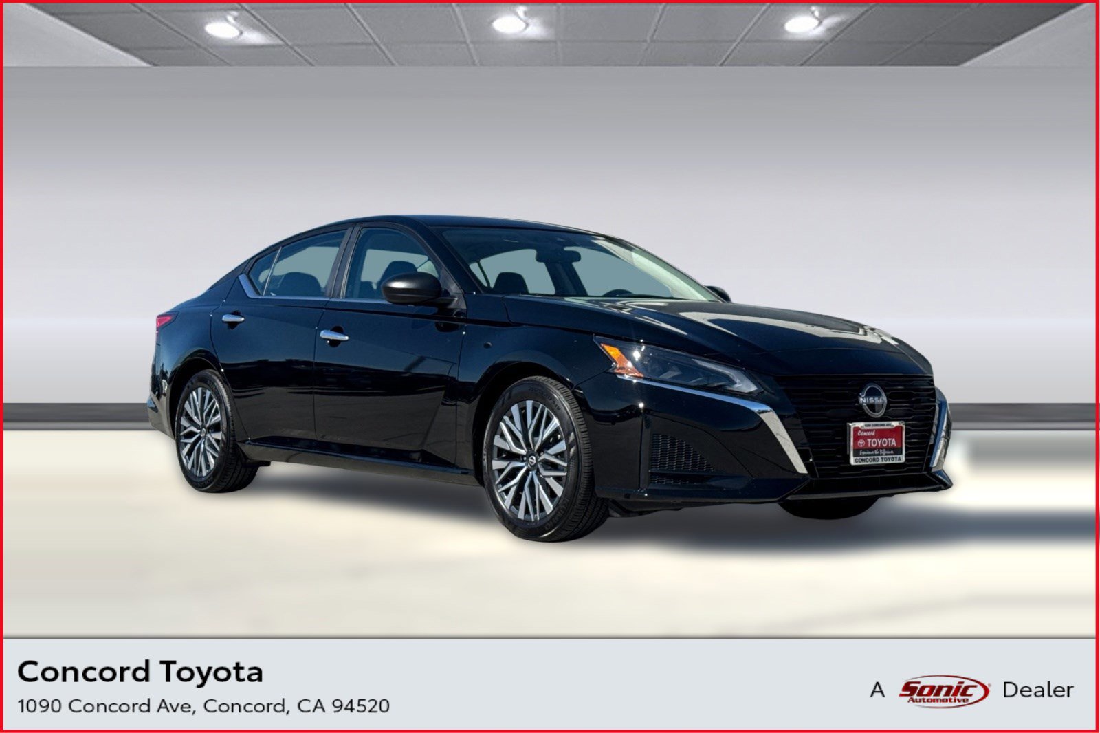 Used 2025 Nissan Altima 2.5 SV image 1