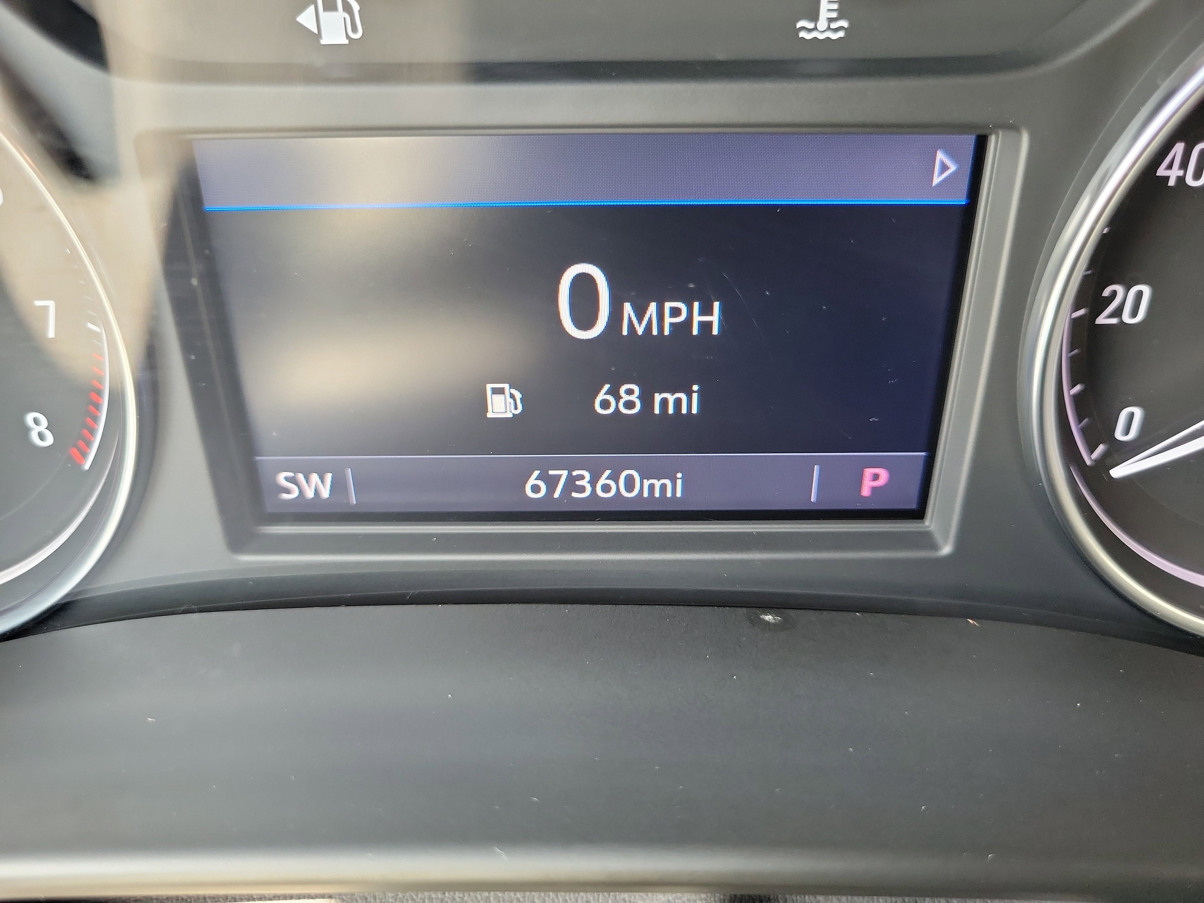 Used 2023 Buick Enclave Essence image 31