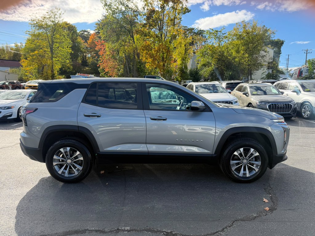 Used 2026 Chevrolet Equinox LT AWD/4WD image 6