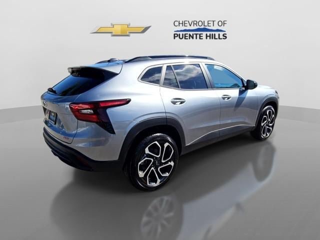 New 2026 Chevrolet Trax RS w/ Sunroof Package FWD image 8