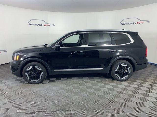Certified 2024 Kia Telluride S image 5