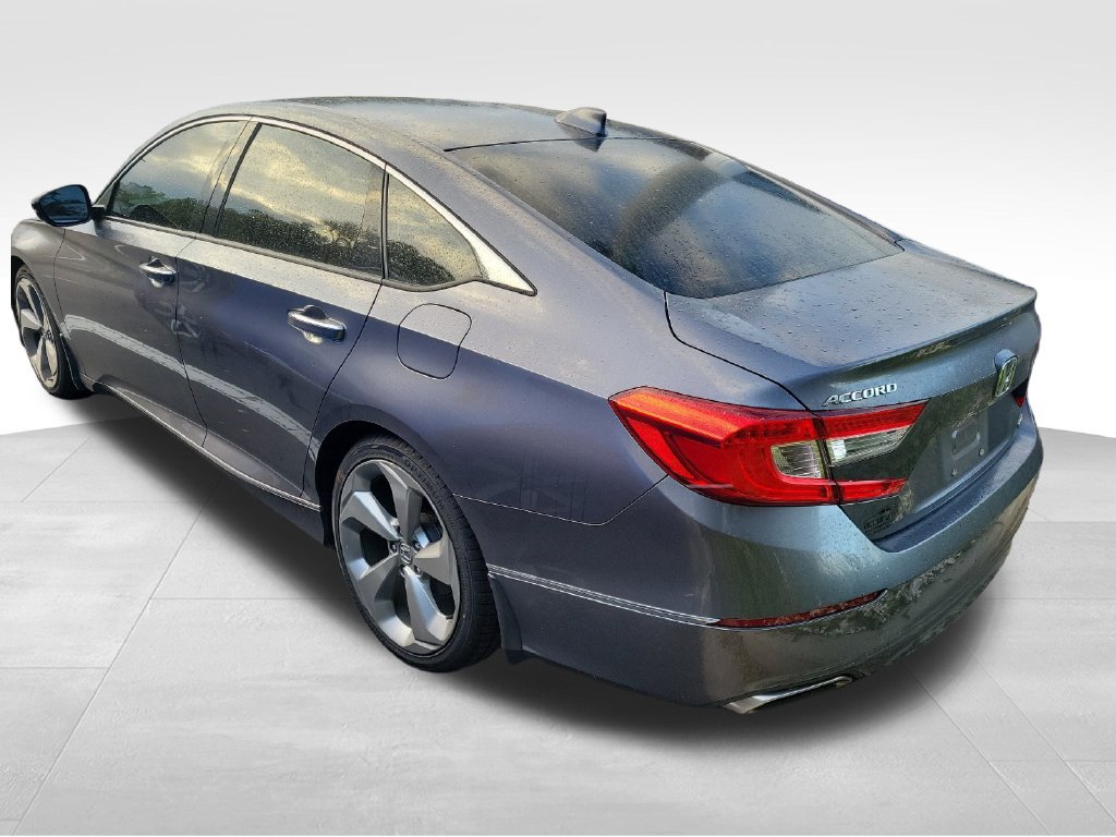 Used 2018 Honda Accord Touring image 15