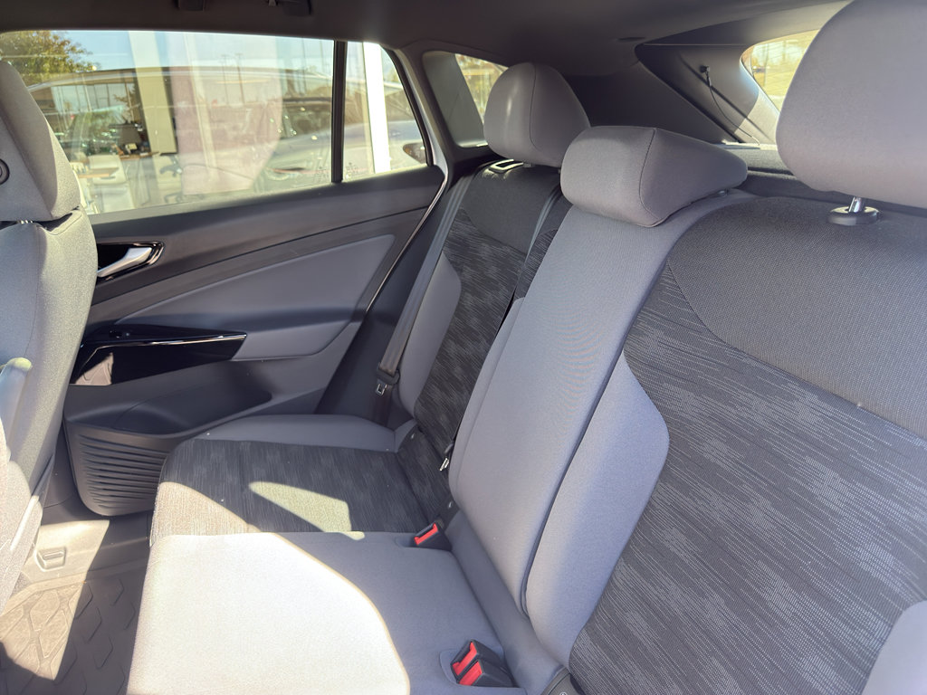 Used 2022 Volkswagen ID.4 Pro image 14