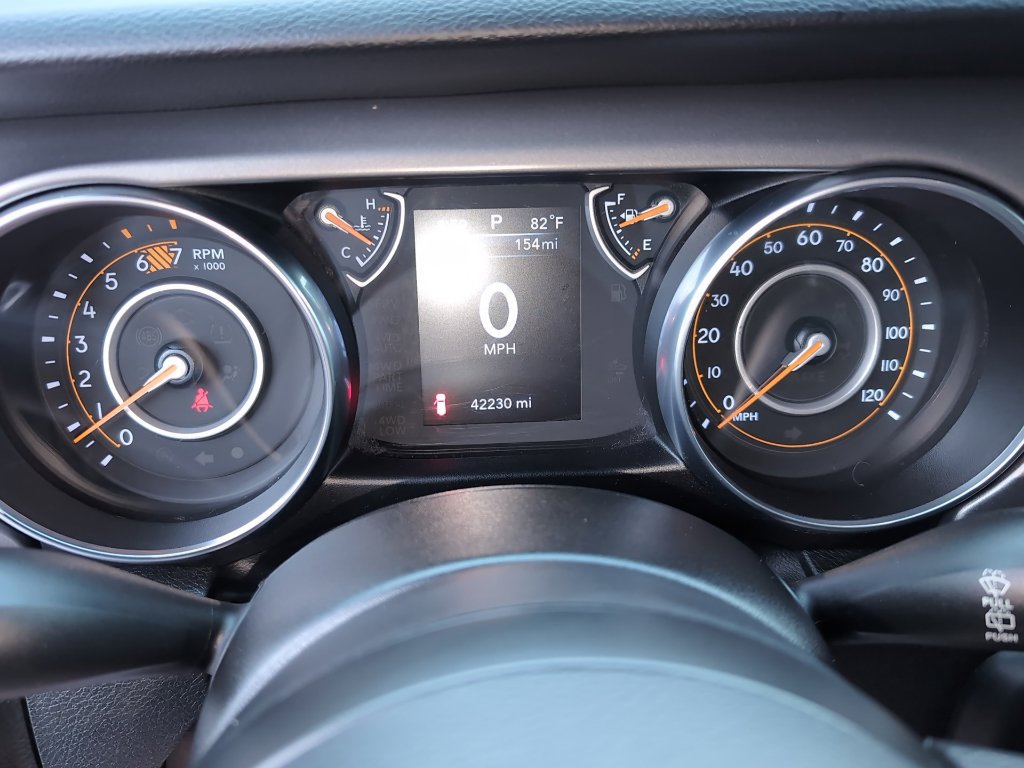 Used 2023 Jeep Wrangler Sport AWD/4WD image 18