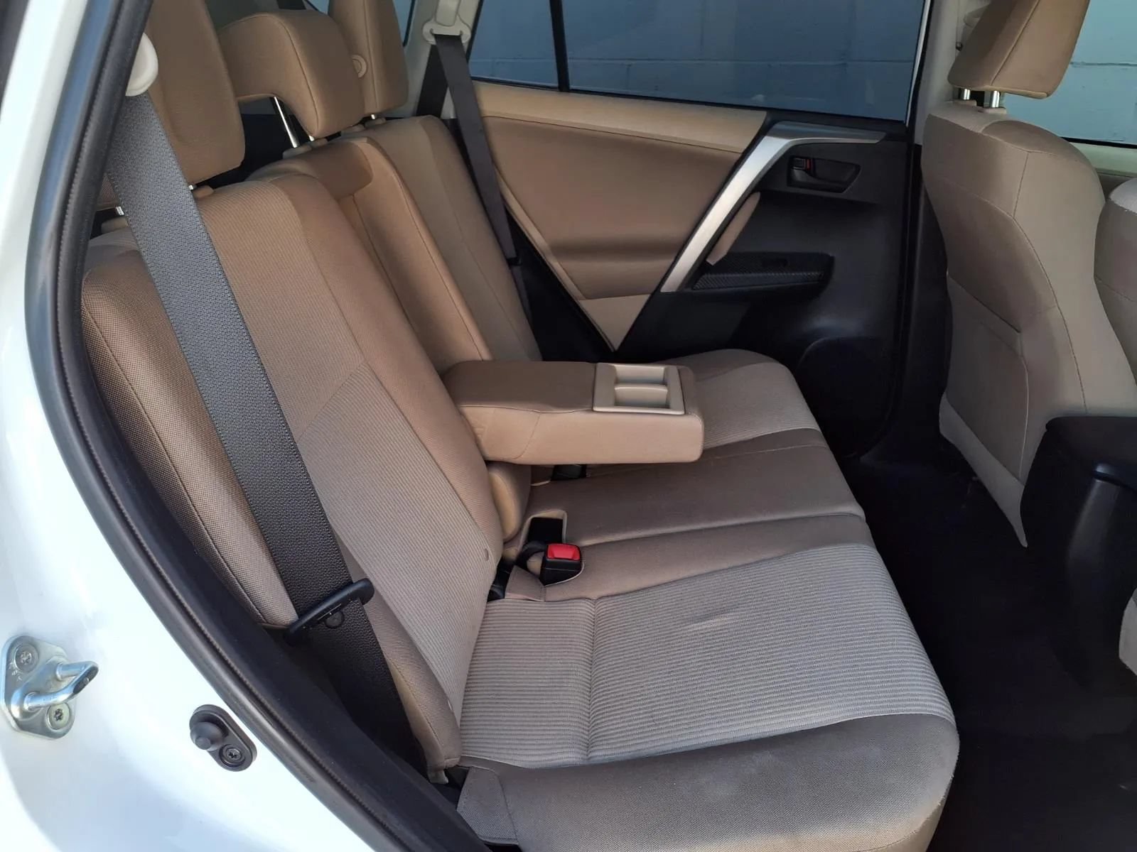 Used 2013 Toyota RAV4 LE FWD image 16